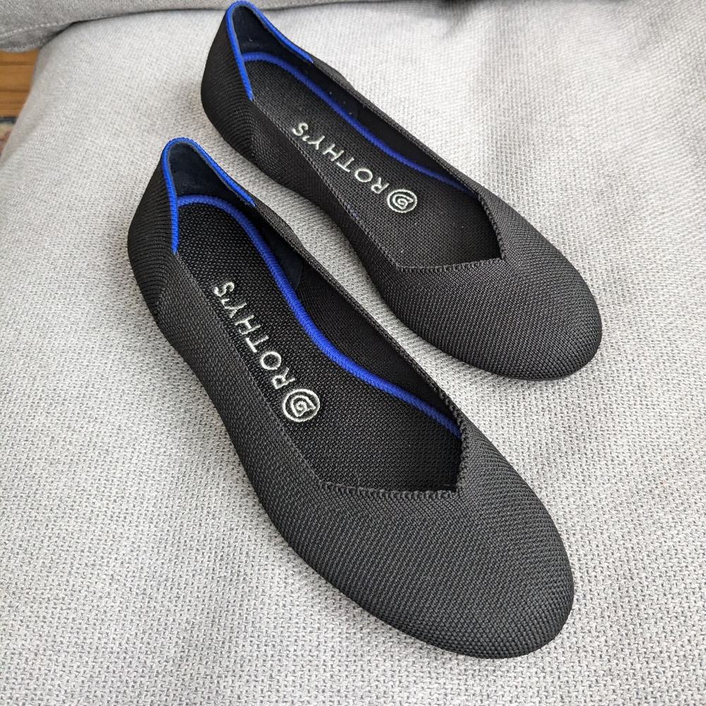 othy's Women's Size 7.5 Black Flats Round Toe Slip On Shoe
